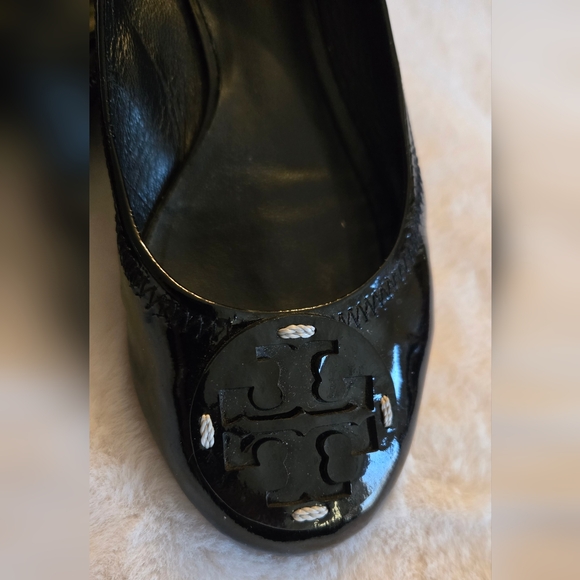 Tory Burch Minnie Ballet Flat Patent Black Leather Shoes Logo Size 8M - Picture 3 of 16